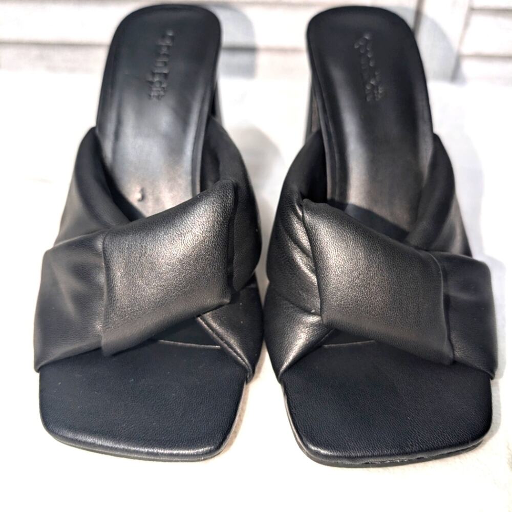 Open Edit Saydee Sandal Size 6 - Picture 2 of 9